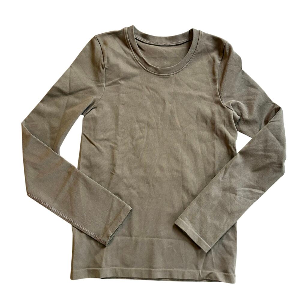 OQQ‎ Long sleeve crewneck shirt medium brown ribbed 10% spandex
